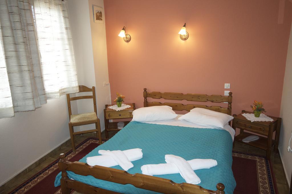 Ria Rooms Киссос Номер фото